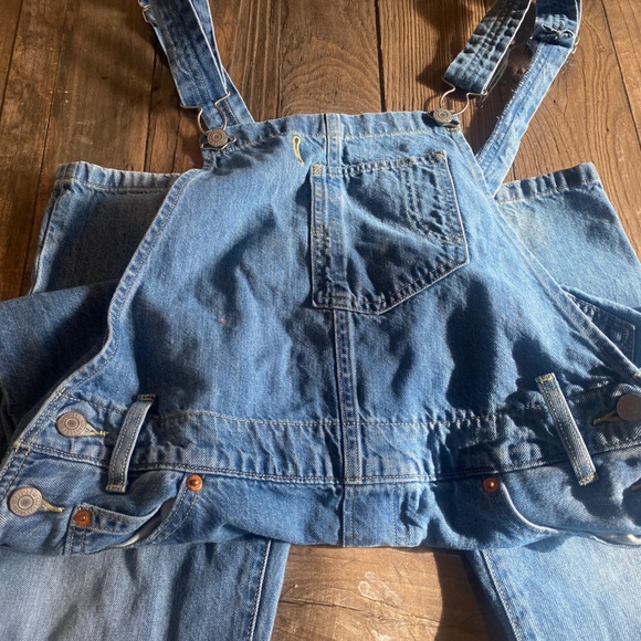 Levi’s overalls EUC - Picture 4 of 6